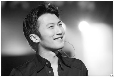 王菲和谢霆锋近况是否分开,王菲谢霆锋为何能复合