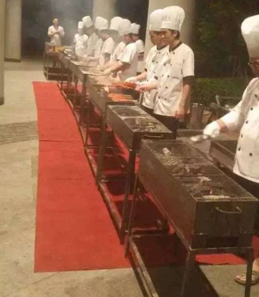 看完京东、网易、快播的福利，我一定是进了一个假的互联网公司