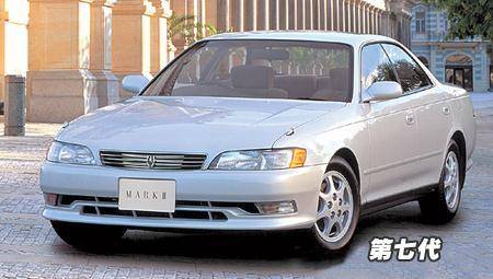 2012丰田锐志跟小锐志有什么区别,丰田07款锐志和10款锐志前脸不同