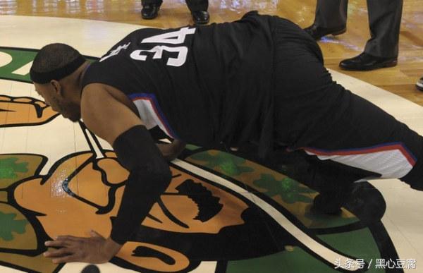 姚明感人时刻,姚明对邓肯的感人视频