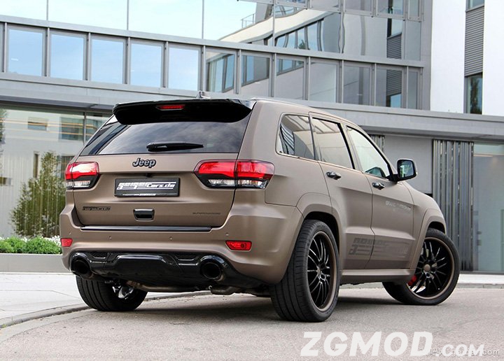 大切诺基srt改装700匹,扮猪吃老虎终结者jeep大切诺基srt8