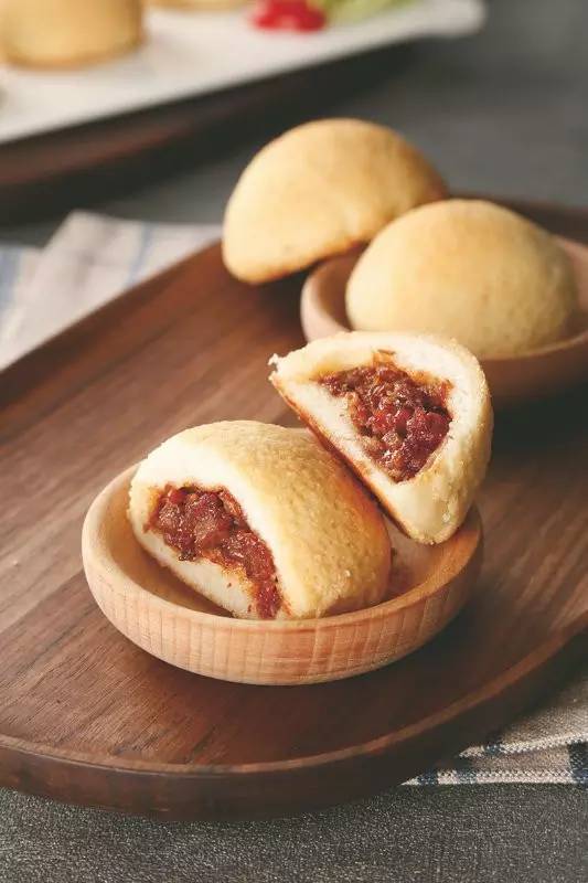 什么！我没听错吧！1元就能吃到招牌菜！这家人家的生日宴也太豪气了吧！