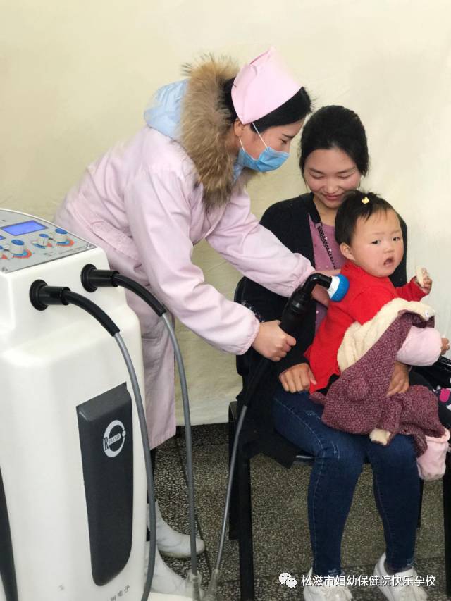 宝宝咳嗽怎样叩击后背,儿科医生支招孩子咳嗽怎么办