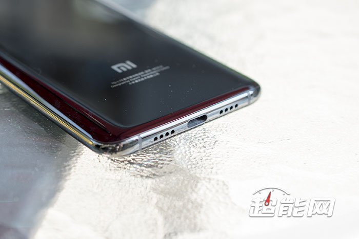 小米6真机体验后评测2499元,成色完美的小米6