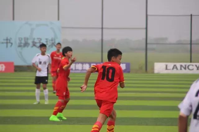 全国青少年男子足球U13联赛正式打响丨上区12支球队齐聚海门
