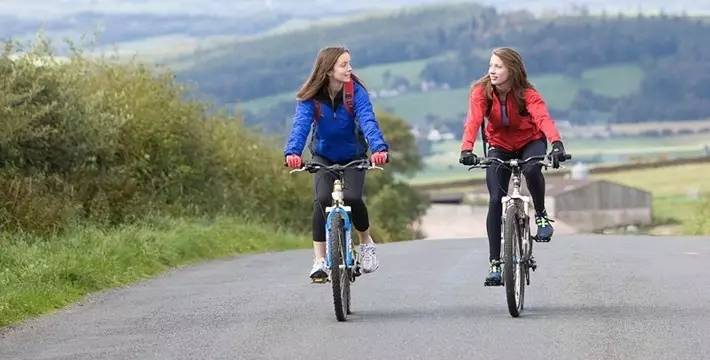 长时间骑自行车屁股酸怎么回事,骑自行车骑久了屁股痛如何缓解
