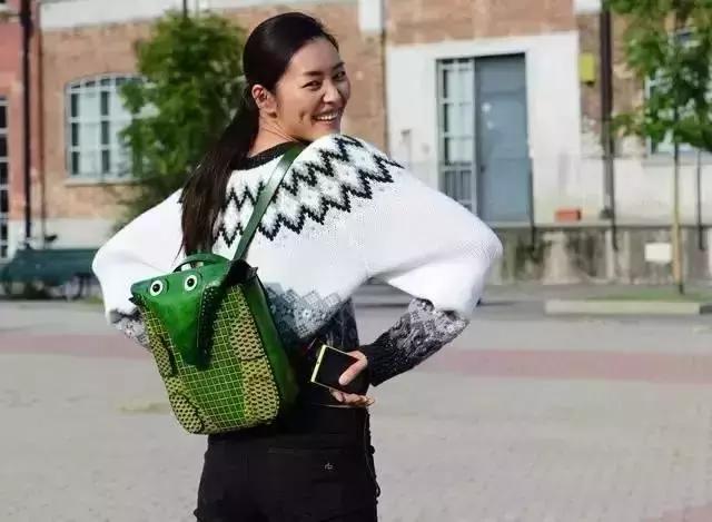 最好用双肩包通勤包,刘雯同款双肩包