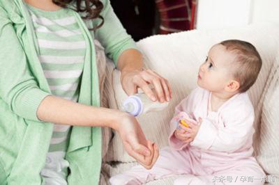 喝奶粉便秘该怎么选奶粉,新生儿吃配方奶粉经常便秘怎么办