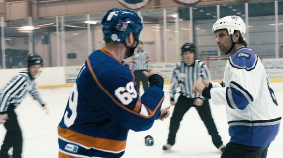 冰球赛为何经常变成拳击赛,冰球变成拳击赛