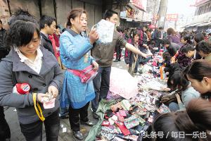 摆地摊10元一件顺口溜大全,江湖地摊顺口溜大全视频