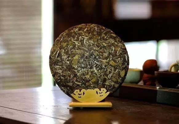 云南普洱茶常见的茶形有哪些,云南进出口茶叶七子普洱茶