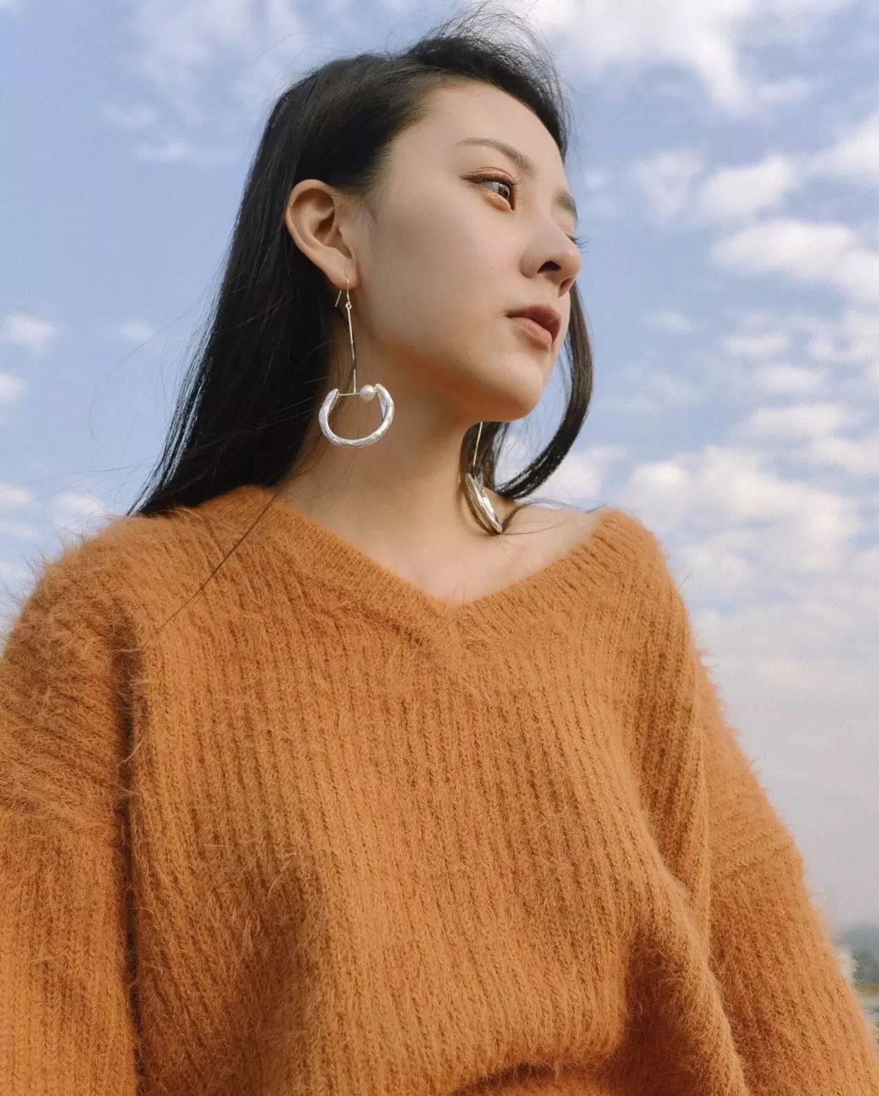 淘宝女生短袖哪个店的衣服质量好,有没有什么推荐的淘宝衣服店