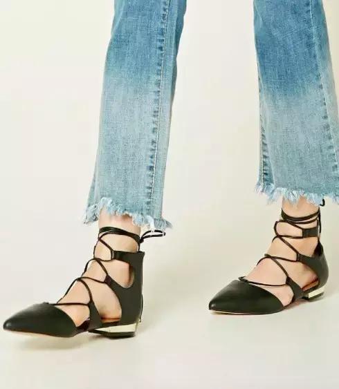 又好看又好穿的凉鞋,今夏最火4款凉鞋总有一双打动你