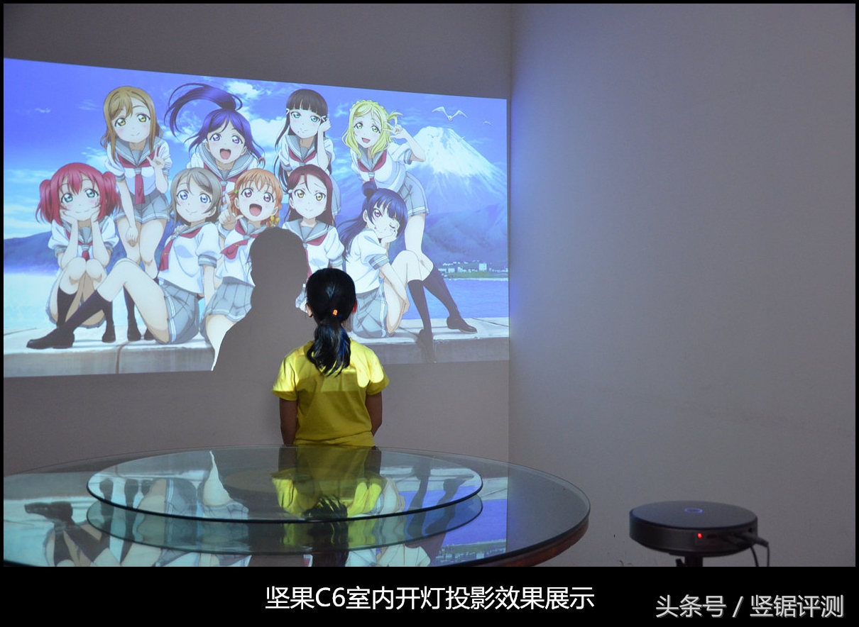 坚果c6投影流明,极米z4x和坚果c6投影哪个好