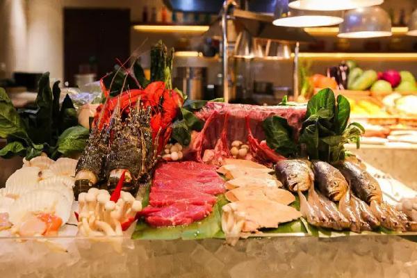 滇池度假区华邑酒店,昆明南亚之门华邑酒店