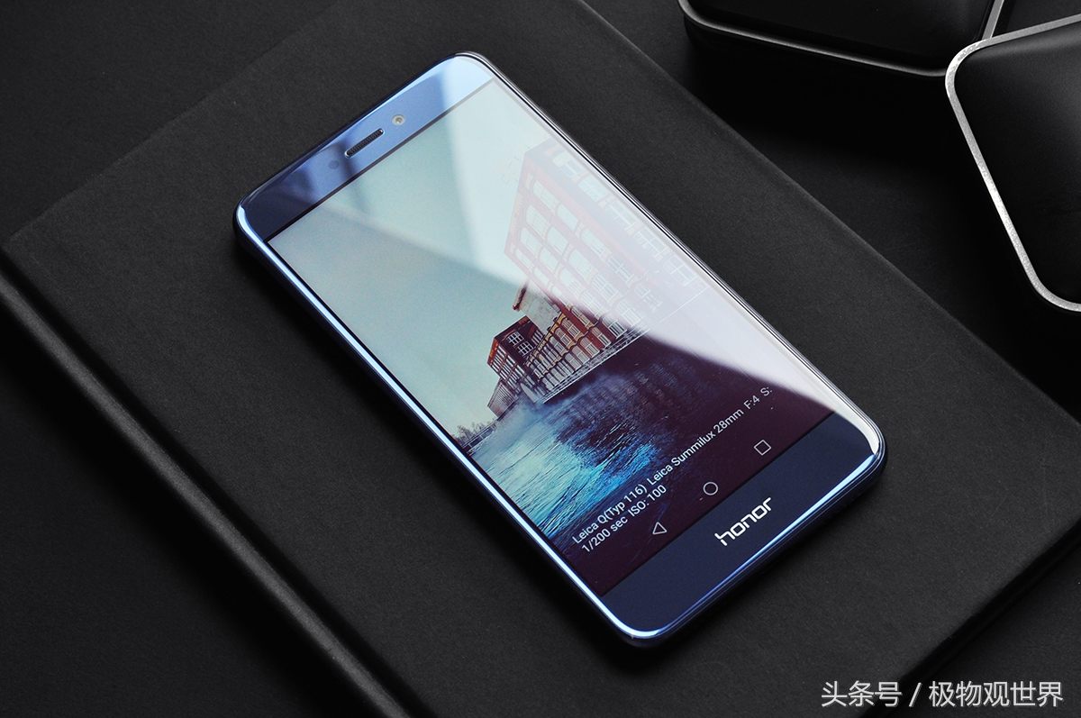 最美荣耀手机,荣耀8金色照片