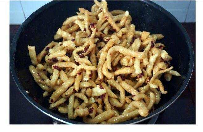 沙琪玛怎么做到酥脆,超市买沙琪玛