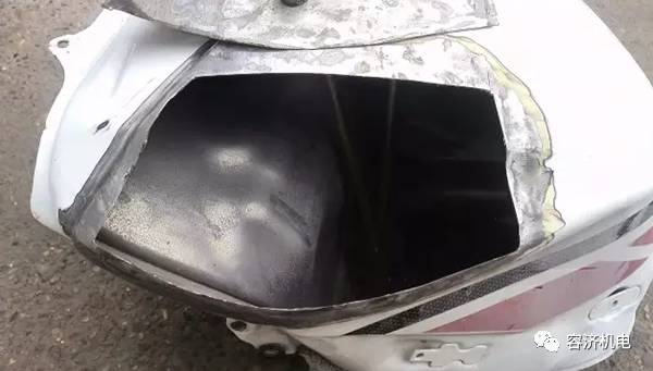 摩托车油箱凹陷如何恢复,摩托车油箱凹陷如何处理