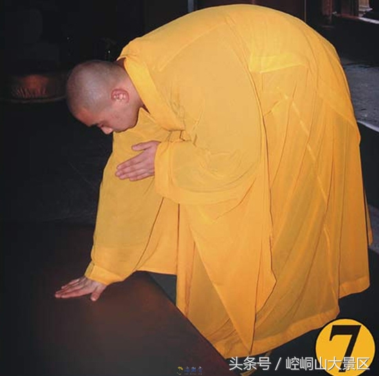 拜佛的正确方式及步骤,佛教烧香拜佛正确动作