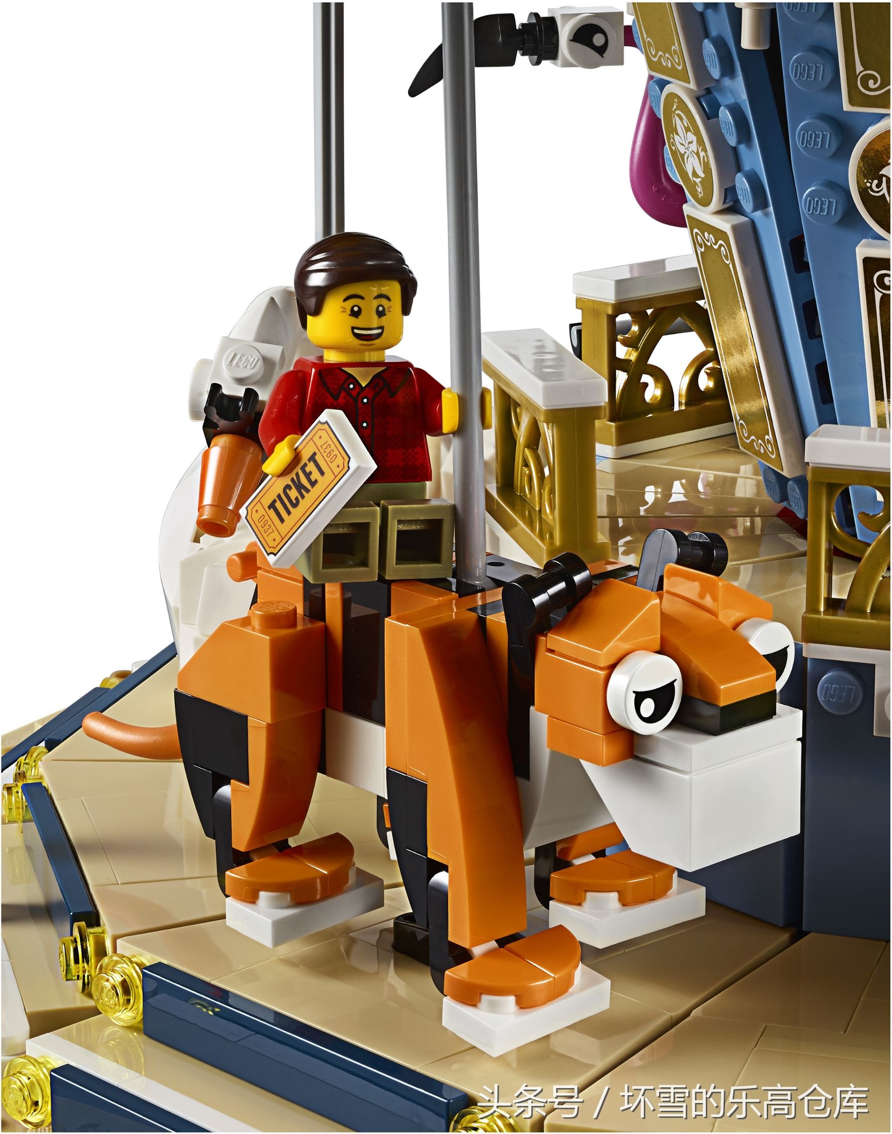 乐高搭建游乐设施旋转木马,乐高旋转游乐园