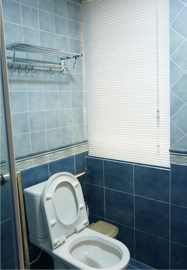 澶翠竴娆¤鍘ㄦ埧瑁呬袱涓棬,鍎跨鎴胯姗辨煖