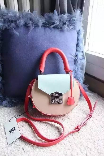 鏃跺皻娲嬫皵缇庡寘,澶村眰鐗涚毊缇庡寘鍒嗕韩绮捐嚧濂充汉蹇呭