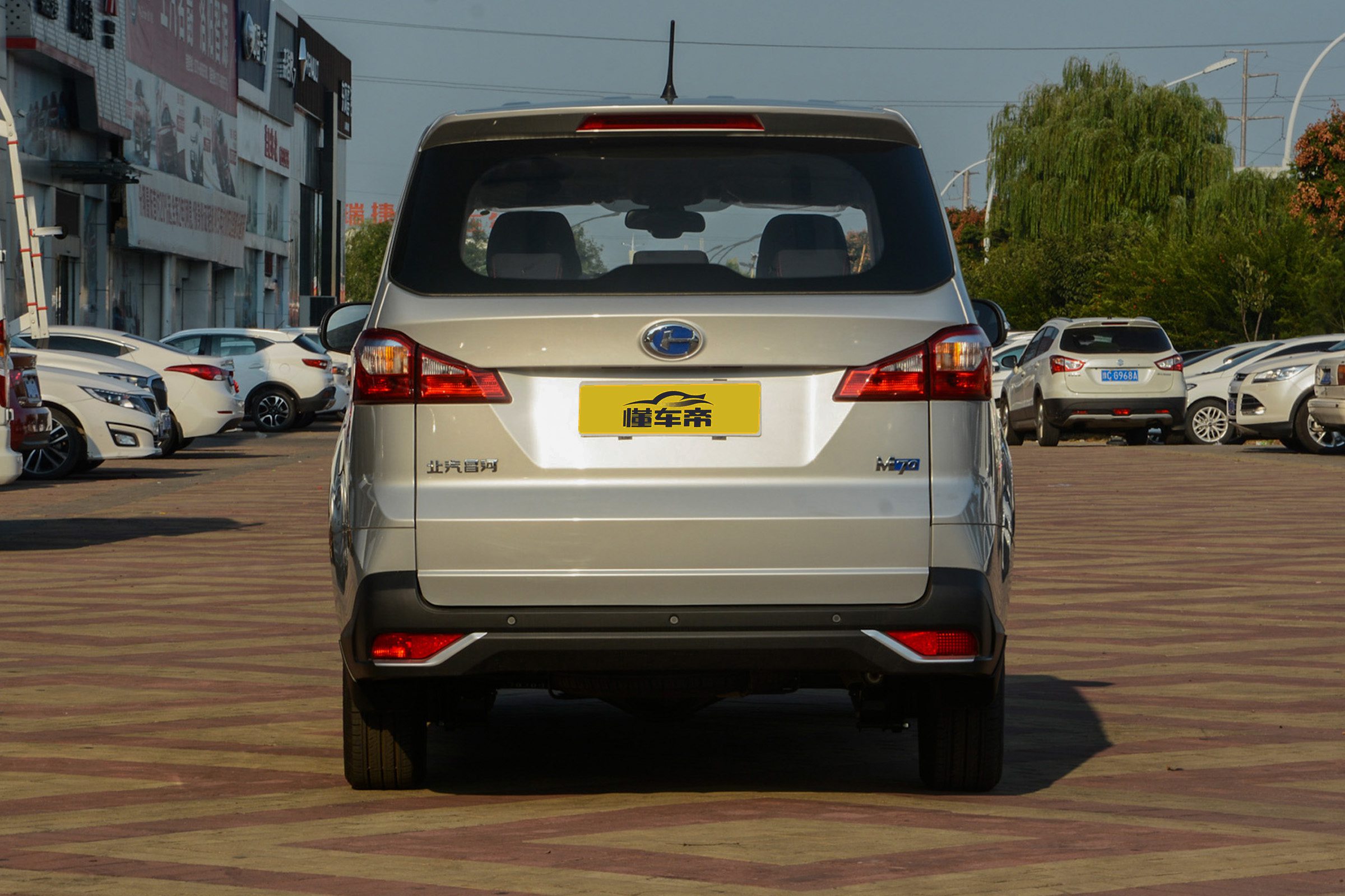 聊一聊越野性能车,昌河m70基本信息