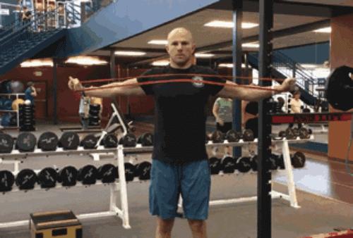 引体向上练肩三角肌的最佳动作,一练肩就酸痛