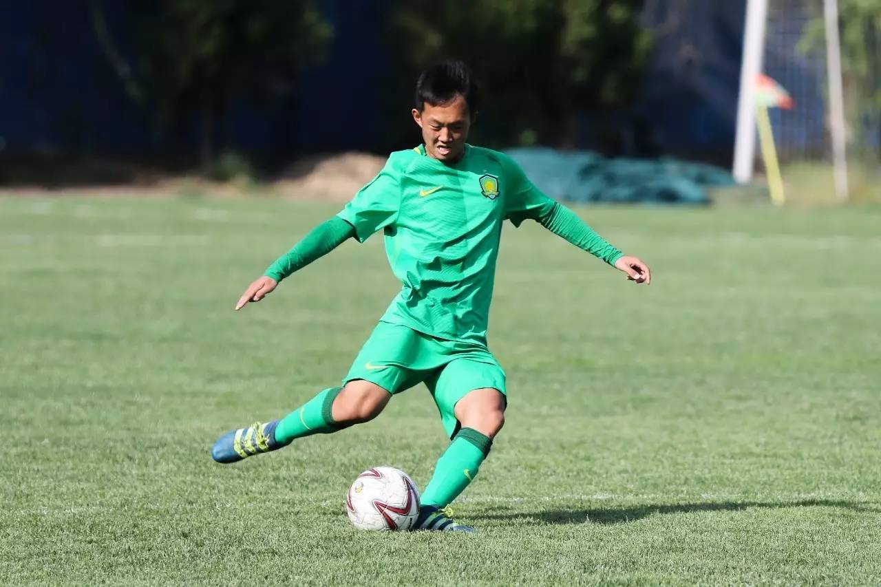 青超联赛中赫国安1-0力克强敌人大附