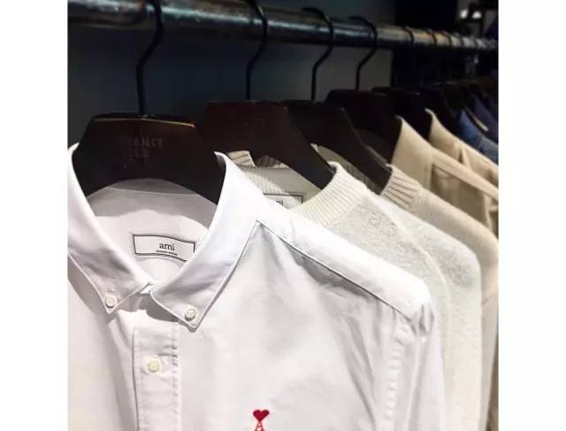 别网购了，花一天到实体店逛逛丨逃离连锁店计划