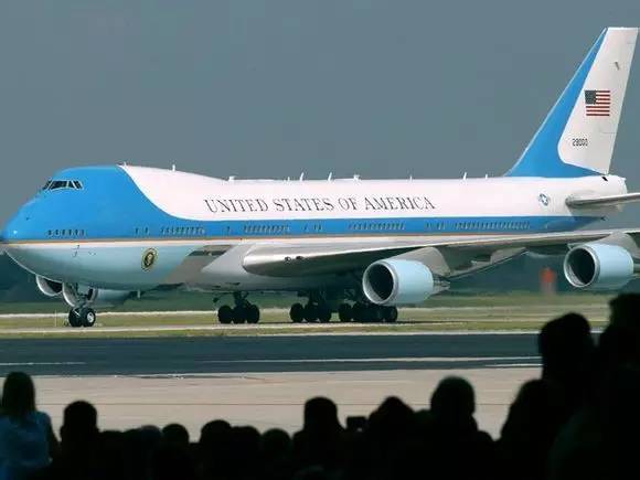 穷玩车富玩表顶级富豪,各大富豪的私人飞机