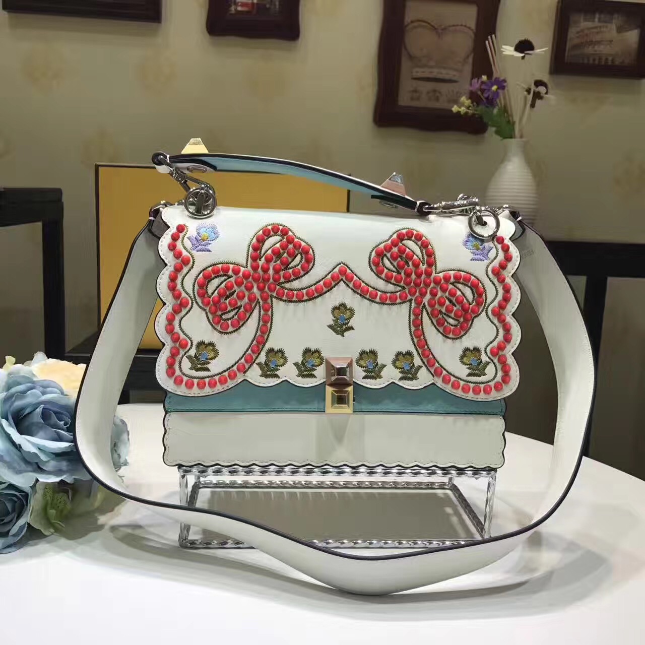 fendi包包哪一款最好看,fendi包最新款