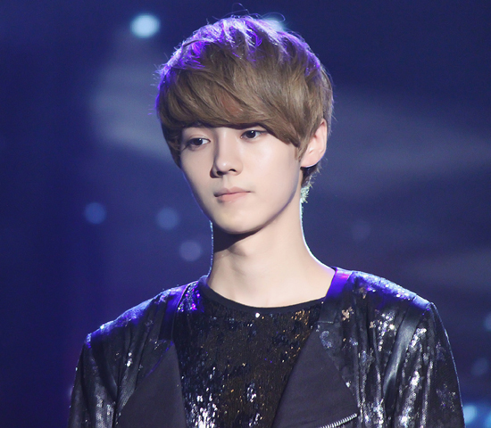 鹿晗最新参加的晚会,鹿晗央视晚会完整版