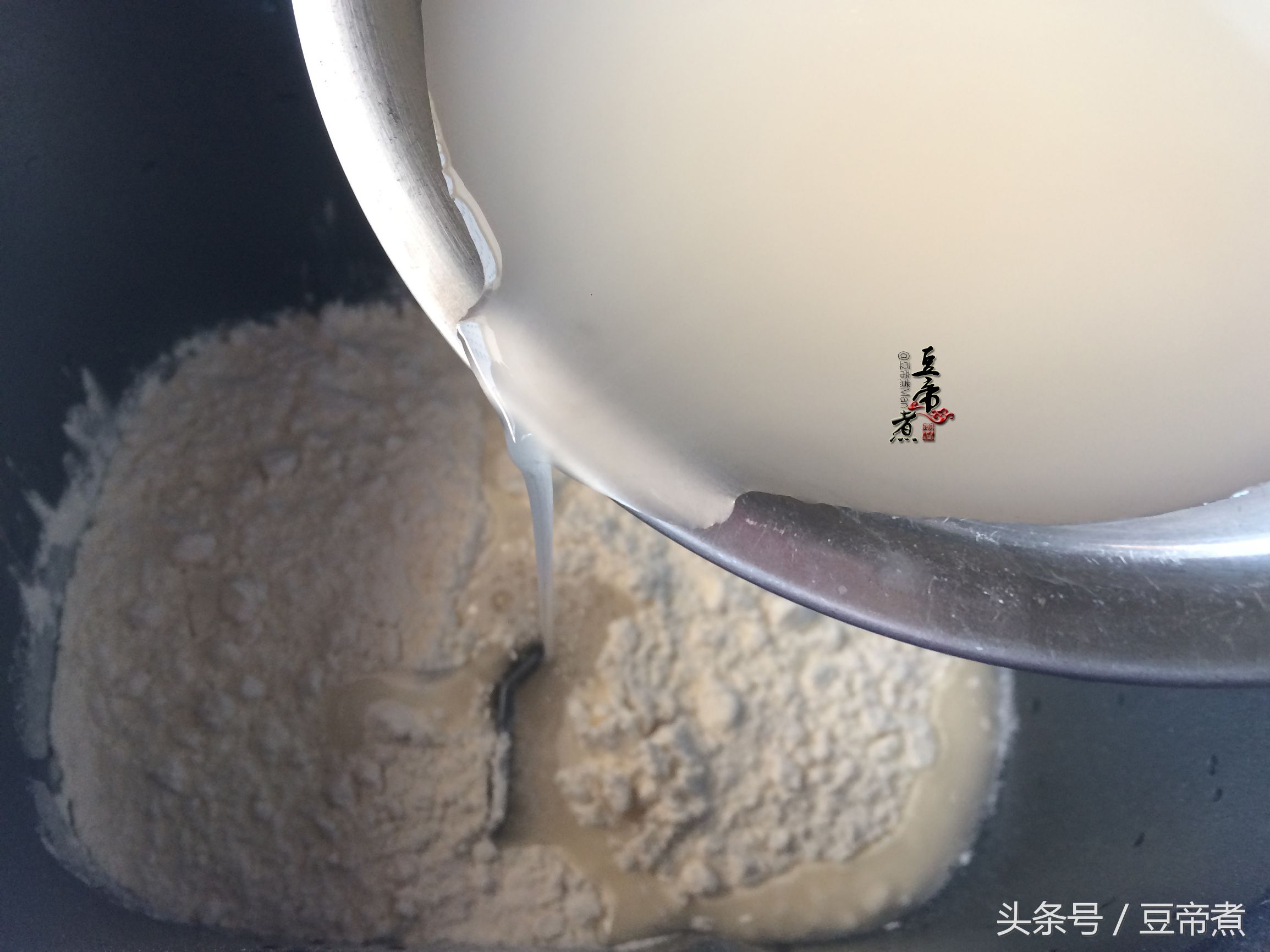 不放泡打粉怎么做出香脆的白吉馍,白吉馍的饼没有泡打粉加小苏打