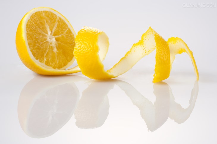 刚怀孕，吃要注意什么？叶酸钙片怎么补充？还有夫妻还能那个吗？