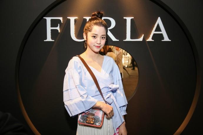 鑺欐媺鐖嗘,鑺欐媺鍒橀洴鍚屾