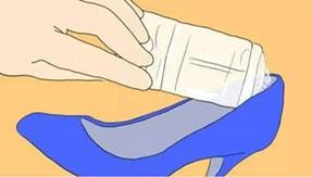 鞋子磨脚有个血泡怎么办,鞋子有脚臭味怎么清洗