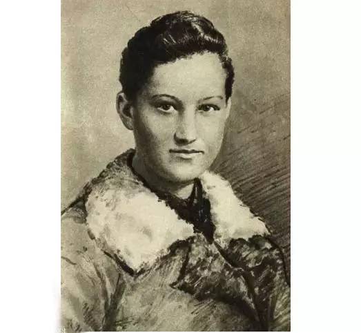 不受降,杀无赦!一个18岁少女的临死呼唤让斯大林动怒