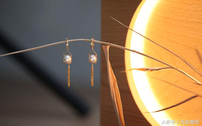 你还买土了吧唧的黄金玉佛送妈？赶紧卖掉来看看这些貌美的珠宝吧