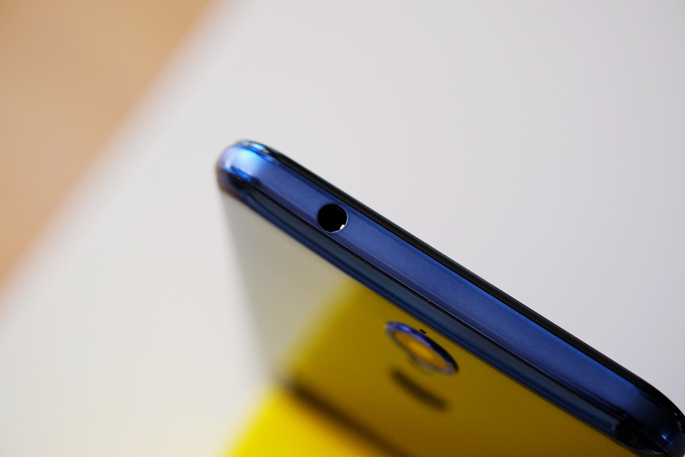 裸眼3d你们有对着手机这么玩么,手机黑科技裸眼3d技术