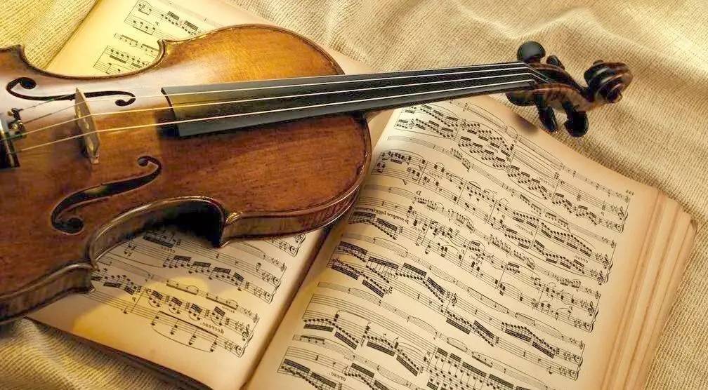 几百万的小提琴和几千块的小提琴,几百几千上万的小提琴