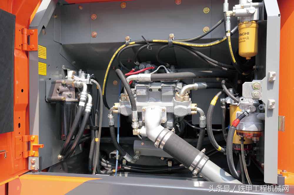 开了十多年挖掘机还是挖不平,日立挖掘机有多厉害