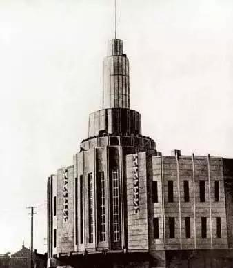 用百雀羚的上海女人们，对抗得了时间，却对抗不了时代