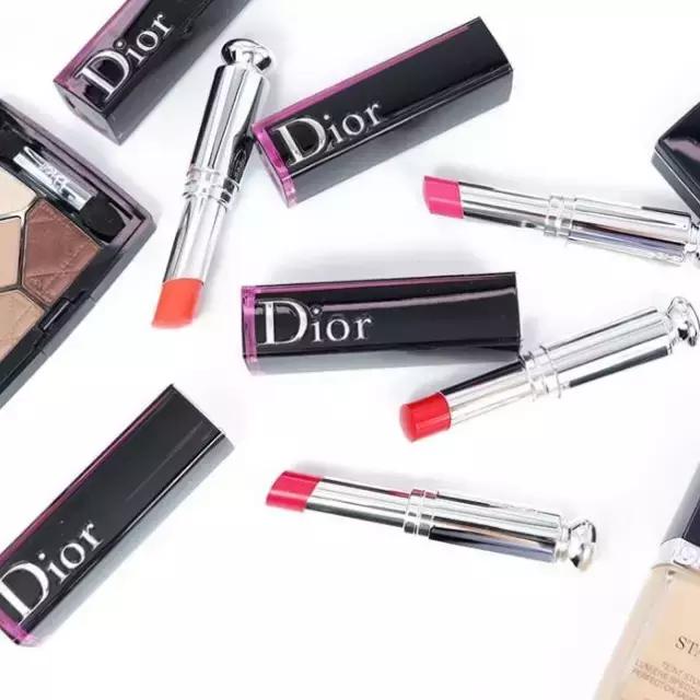 年轻前卫高定ysl美妆强势来袭,祖玛珑遮瑕