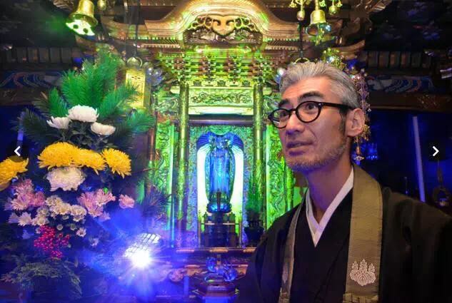 直播平台女主播获利十亿,如履薄冰直播收益