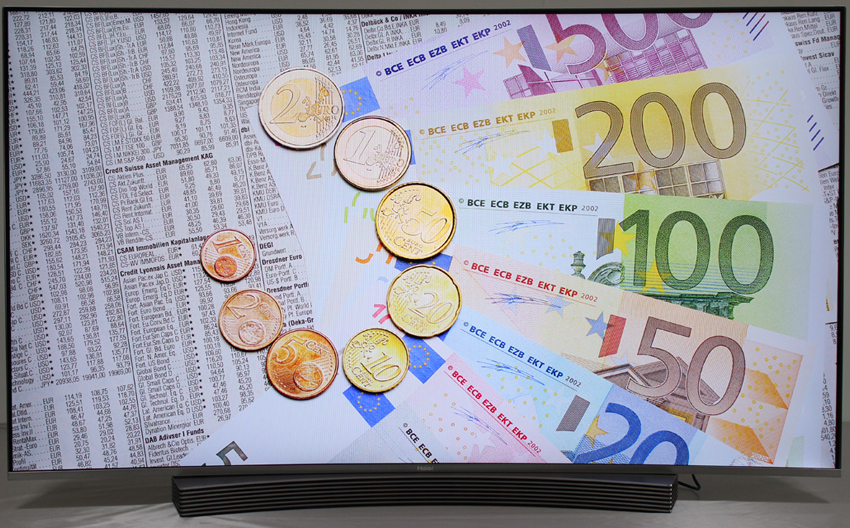 一台电脑控制全屋电视,一台设备控制全屋设备