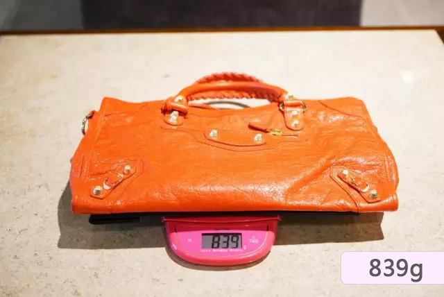 揭秘45款名牌包包重量的对比,什么样包包重量才是你喜欢的呢?