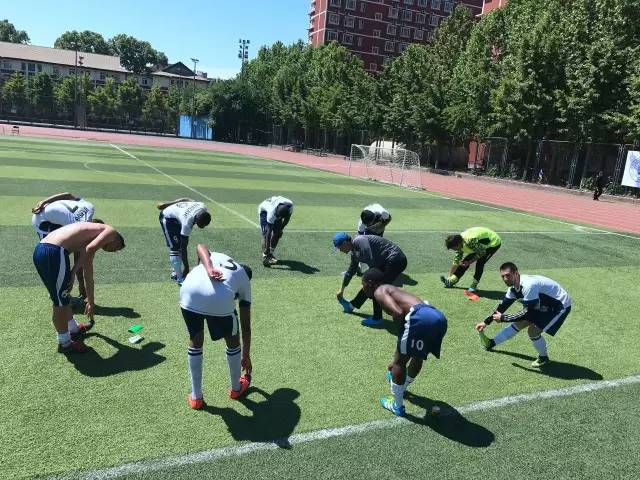 帅气的中国足球队,上海华东师大足球队