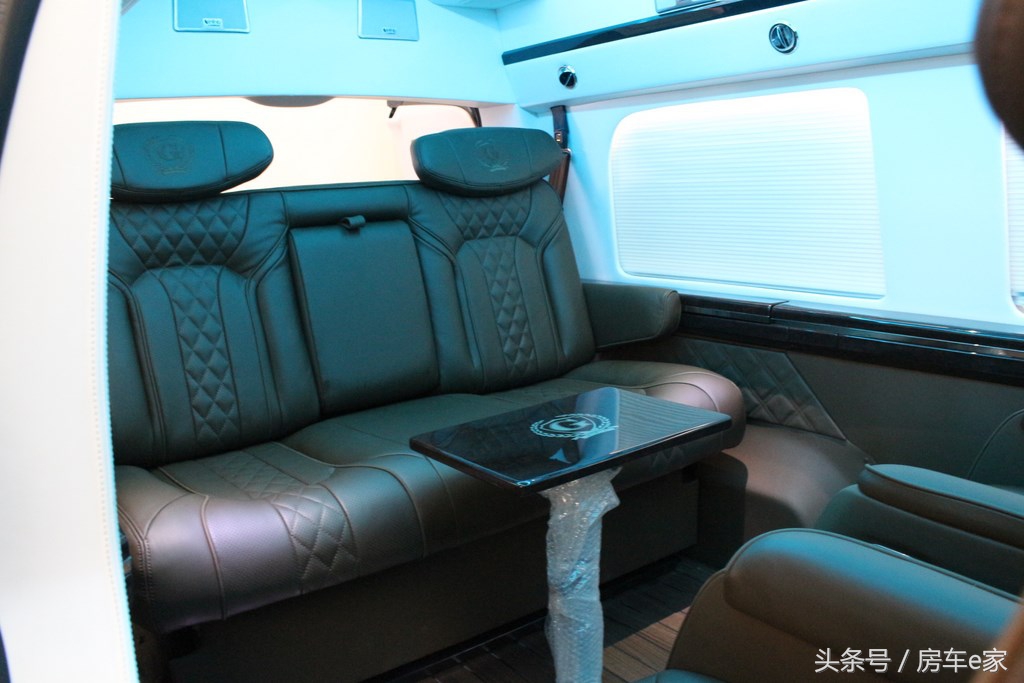 奔驰埃尔法商务车改装房车,gmc和埃尔法房车