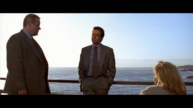 要不是导演*拍偷**女明星，这个很多人心目中的经典画面就不复存在了